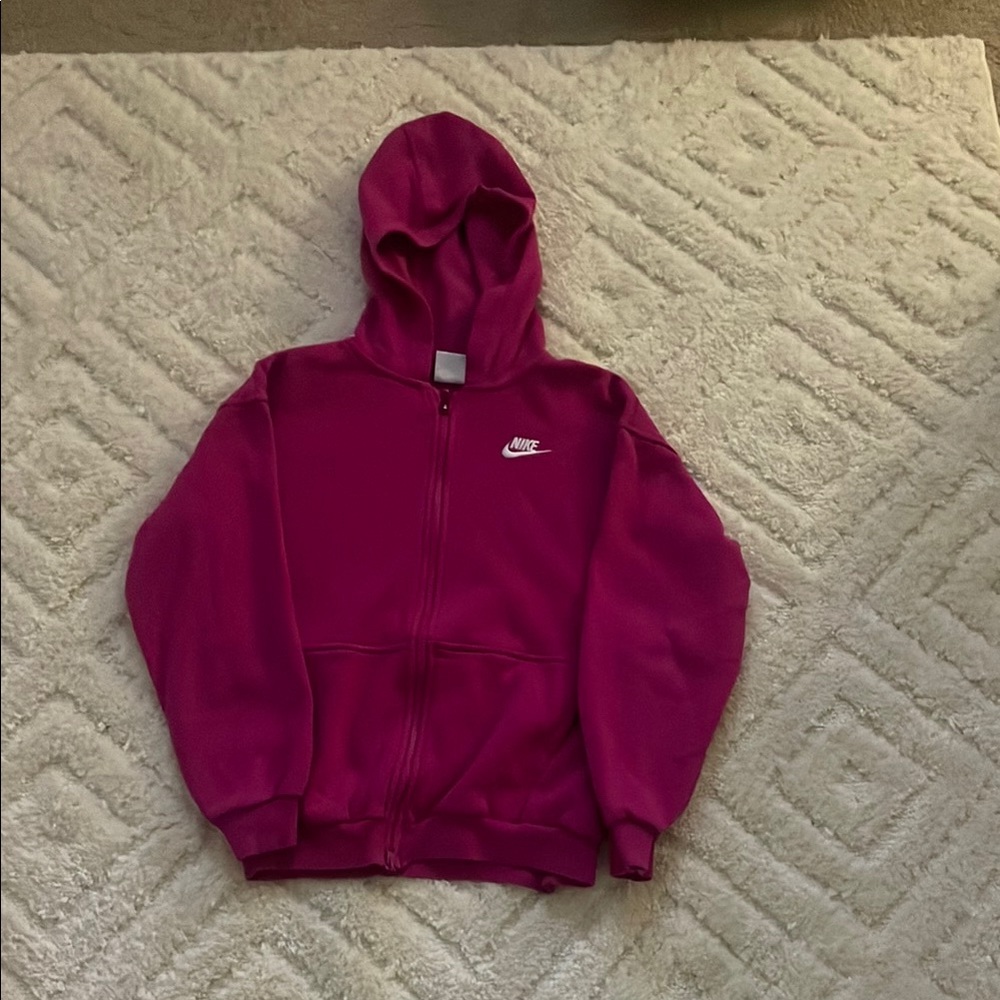 Nike Pink Hooded Fleece Jacket with Relaxed Fit